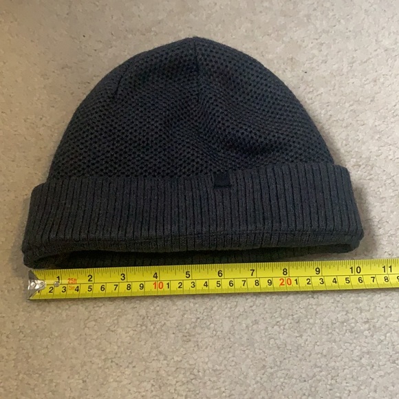 Lululemon Beanie - Picture 7 of 8